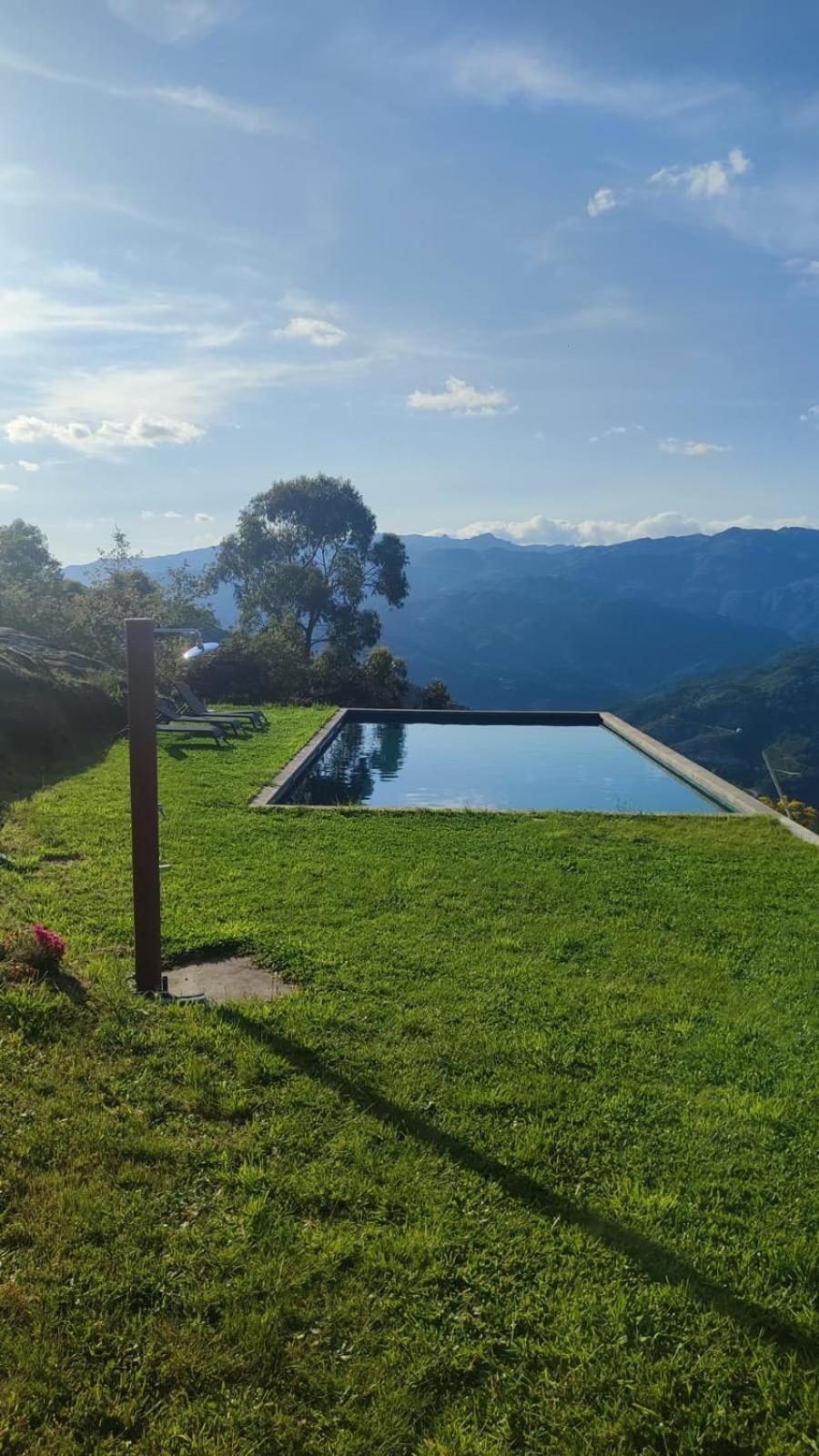 Maison d'hôtes Quinta Da Riba Ma à Santa Leocadia  Extérieur photo